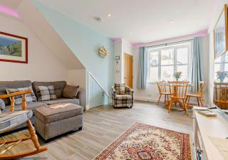 Agan Chi - Mousehole - 6