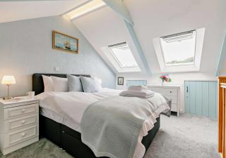 Agan Chi - Mousehole - 1