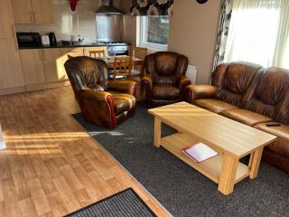 Red Deer Village Holiday Park - 3 Bedroom, Self-Catering Chalet - 2