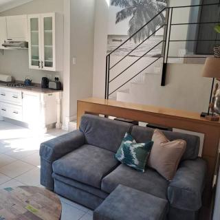 Open, Fresh & Private - Loft Styled Apartment - Durban - 1