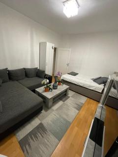 Apartment city Frankfurt Room Agancy - Frankfurt am Main - 3