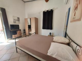 3 logements jusqu'à 11 personnes LE BARCARES plage et village de noel à pied - 1