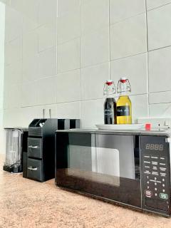 The Express Apartment - Goodmayes - 5