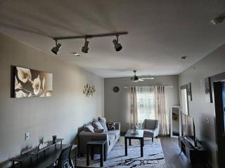 Charming Uptown Studio with, pool, bar, shops - Charlotte - 1