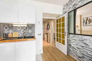 "Rue Longue" Vue Mer, Spacieux, Rénové - Mentone - 1