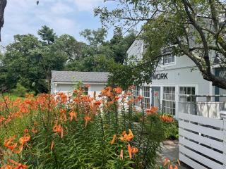 Sunny Westport Studio Apt. Above Historic Mill - Westport - 5