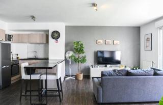 Superbe appartement avec Terrasse, piscine & Parking Privé à Marseille - 8