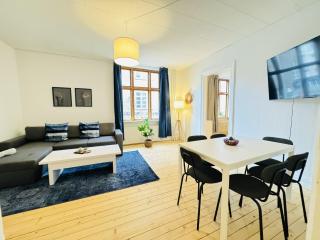 aday - Beautiful 3 bedrooms apartment on Jomfru AneGade - Aalborg - 4