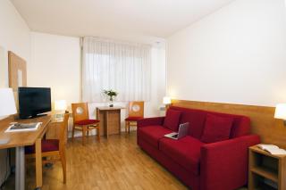 Séjours & Affaires Rennes Villa Camilla - Rennes - 2