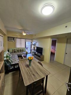 BalaiCo Tagaytay 10F 1BR 57Sqm with Huge balcony - Tagaytay - 6