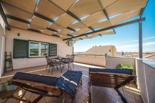 Family Petrov Apartments - Vodice - 1