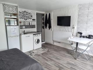 Jolie Maisonnette avec terrasse et jardin - Roissy-en-Brie - 1