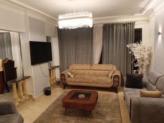 Furnished apartment in Sheraton, Saqr Quraish buildings - Cairo - 0