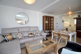 Precioso ÁTICO de 2 dormitorios y 2 baños totalmente REFORMADO - 8