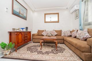 Deluxe Appartement Au Centre Avec un grand balcon - Tangier - 1