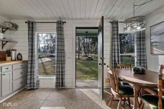 Lakeside Landing, Waterfront, With Kayaks & Canoes - 9