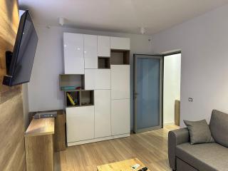 Apartment City Center Best Price - Fier - 1