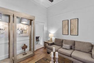 Charming Ivy Street House with porch swing - 2