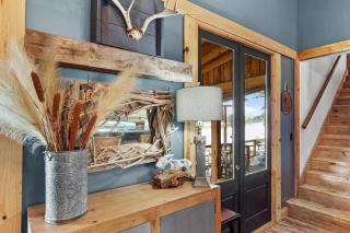 2 Mi To Casinos, Red River Lodge, River Views - 6