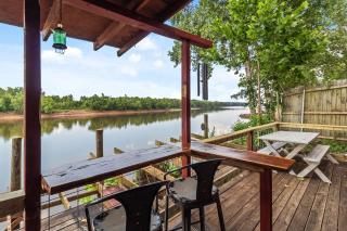 2 Mi To Casinos, Red River Lodge, River Views - 3