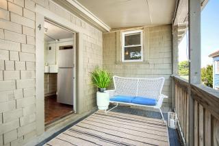 Historic 1Bdrm - Parking - Walk to Restaurants & Westport! - Kansas City - 2