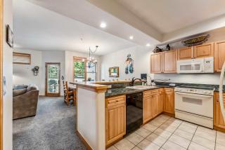 Breckenridge Condo: Large Patio & Shared Amenities - 3