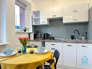 Honey Apartment- Cozy Retreat, 10 Minutes to Gdańsk Old Town - Danzig - 0
