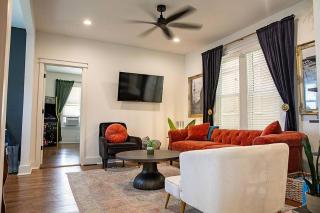 Top Walk score! Prime Westport Midtown Location! - Kansas City - 9