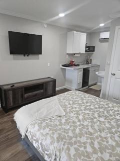The Sandstone Suite - Cleveland - 9