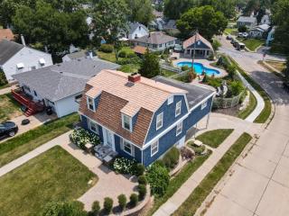 Luxury Oasis Heated Pool, Hot Tub, BBQ - 9