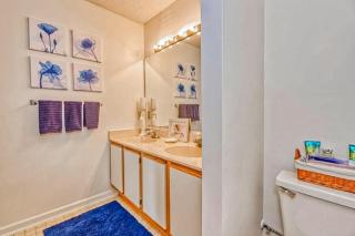 Cozy Fairwood Lakes - 1