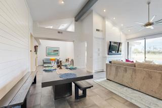 Livin' Life at The Lakes - Palm Desert - 4