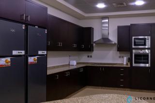 Full Moon Guesthouse - Dubai - 1