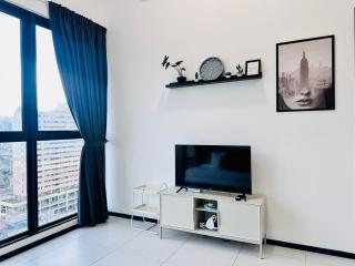 New Comfy Urban Suite Homestay at Georgetown for family by Urban Staycations LOD - 1