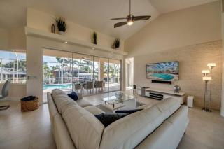 Villa Saxony by CoralVilla - pool, south facing - Cape Coral - 6