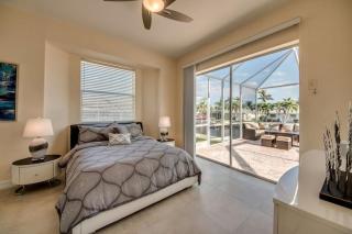 Villa Saxony by CoralVilla - pool, south facing - Cape Coral - 1