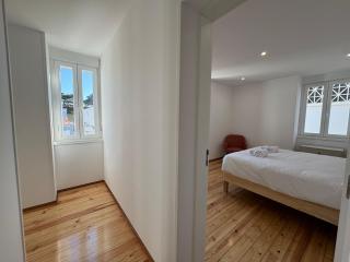Spacious 3-Bedroom in Estoril- Beach - Estoril - 1