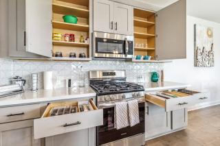 Texan Oasis, minutes from COTA, Airport, and all Austin has to offer! - Del Valle - 7