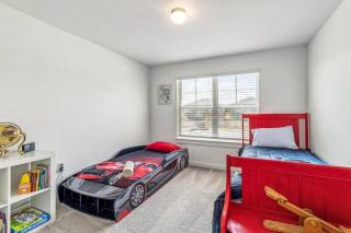 Texan Oasis, minutes from COTA, Airport, and all Austin has to offer! - Del Valle - 1