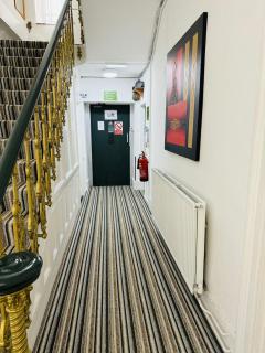 Carlton Court Hotel Eastbourne - Eastbourne - 2