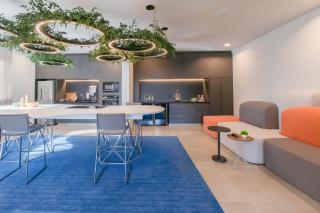 360 VN On Lorena by Housi - 0