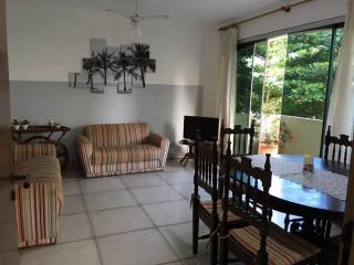 Apto Espaçoso na Praia da Enseada - 9