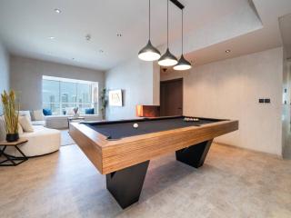 Upgraded Stylish Living with Private Steam Room - Dubái - 9