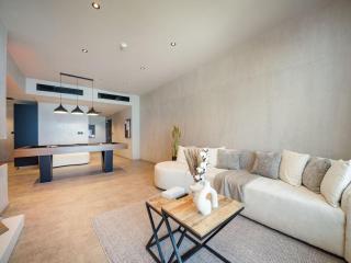 Upgraded Stylish Living with Private Steam Room - Dubái - 5