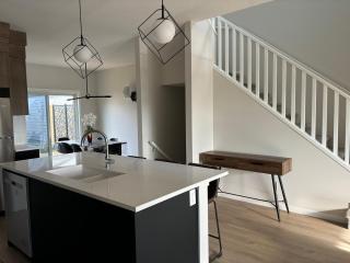 Beautiful New House in Alpine Park, Calgary - 5