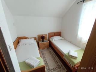 Vacation Home "Cehic" - Kulen Vakuf - 1