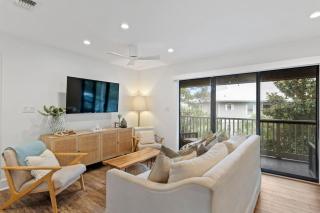Sunset & Seashells, 30A, Sleeps 8, Pool, Tennis Courts - 2