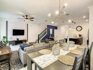 Themed Delight - 5 Bed Champions Gate Home - Kissimmee - 2