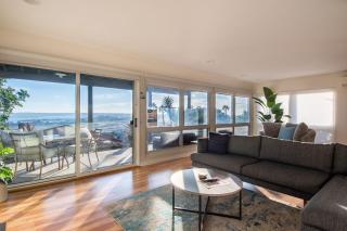 Amazing Deal - Modern, Award-Winning Bay View Home - San Diego - 8