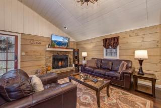 Seclusion Retreat by Stony Brook Cabins - Gatlinburg - 9